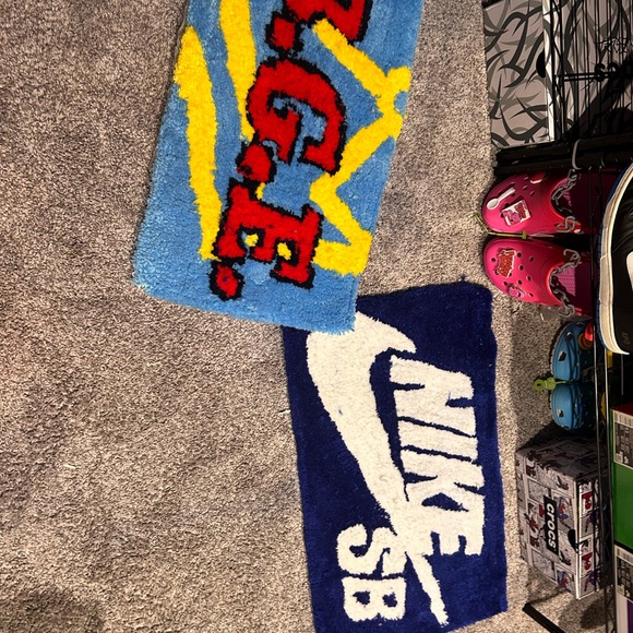 Nike SB rugs / custom made rugs (your design) - Picture 3 of 5